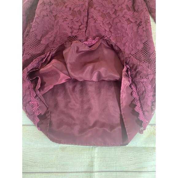 Lulu's Women's Burgandy Lace Bell Sleeve Long Sleeve Dress - Medium - Picture 13 of 16